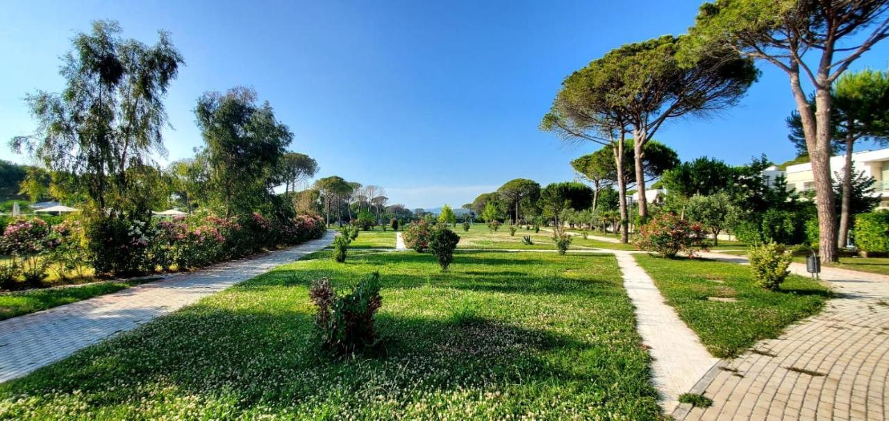 Artino Villa Durres Bagian luar foto