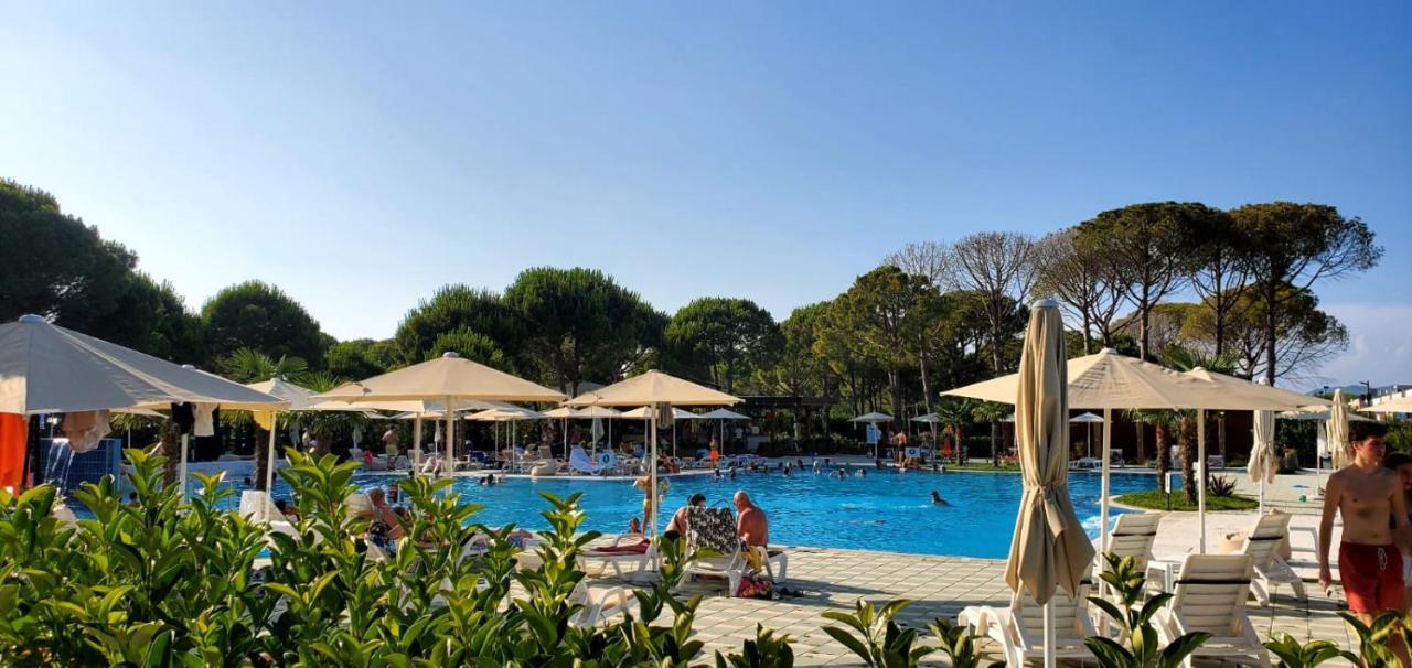 Artino Villa Durres Bagian luar foto