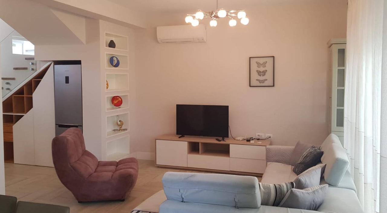 Artino Villa Durres Bagian luar foto