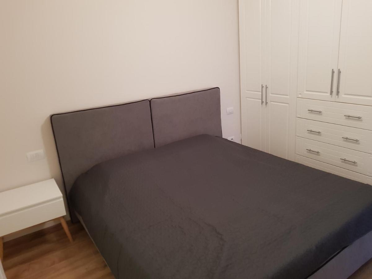 Artino Villa Durres Bagian luar foto